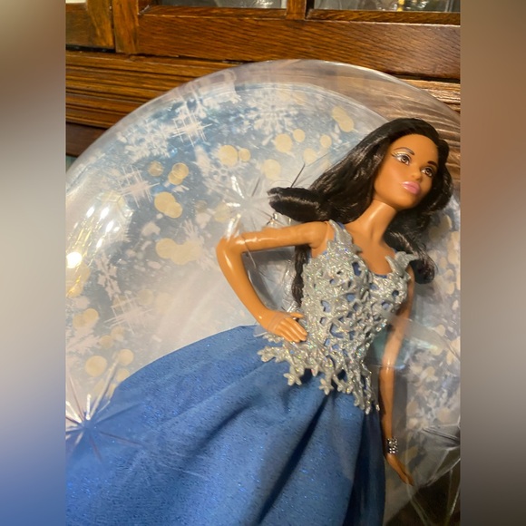 Barbie Holiday 2016 African American/ Model Muse Nrfb - Picture 8 of 9